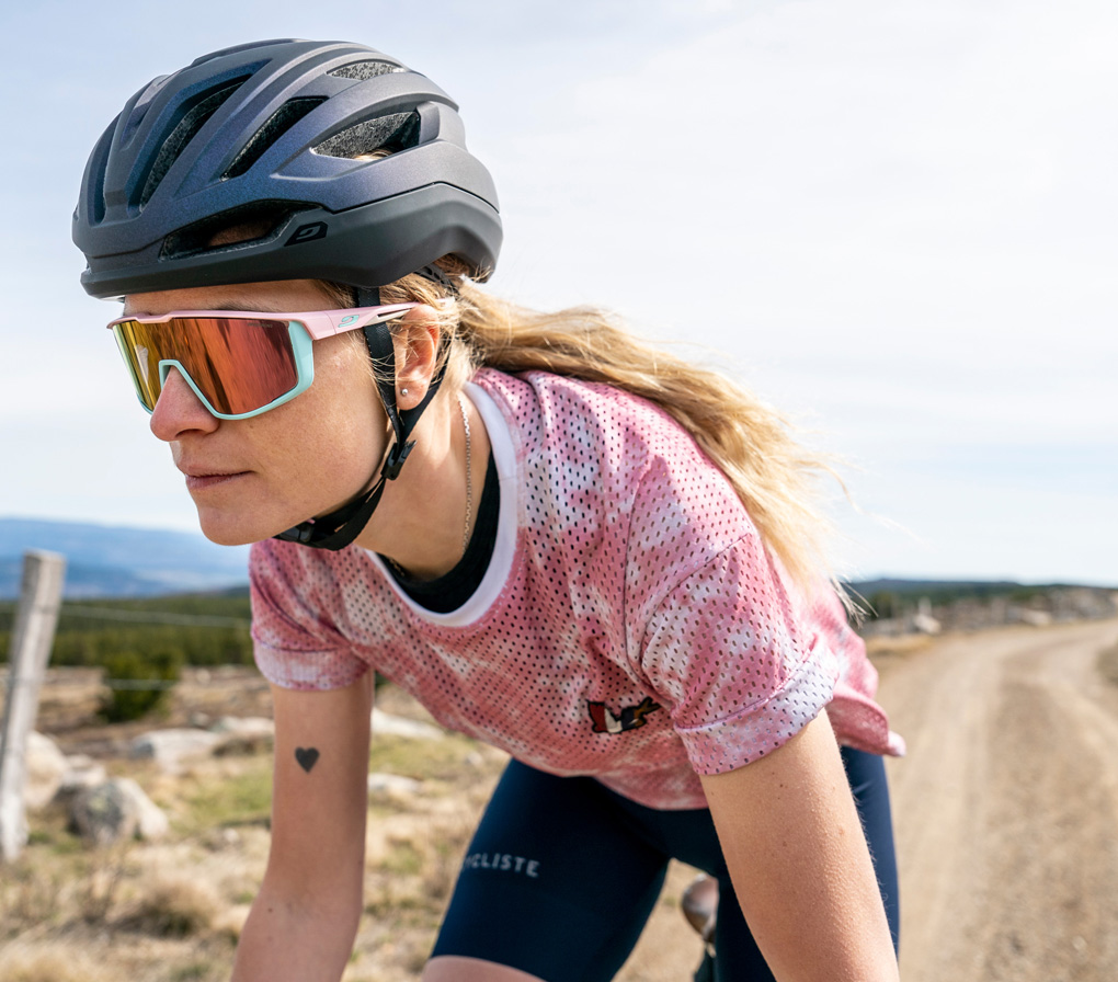 Julbo(ジュルボ）のゴーグル（UNIVERSE Snow Tiger）と